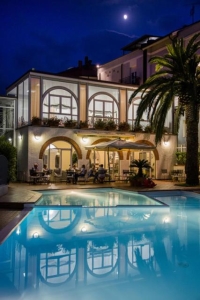 Hotel Riviera - Spotorno (SV)